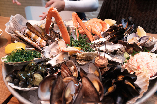 Plan Your Next Meal With Friends at Loco Taqueria and Oyster Bar
