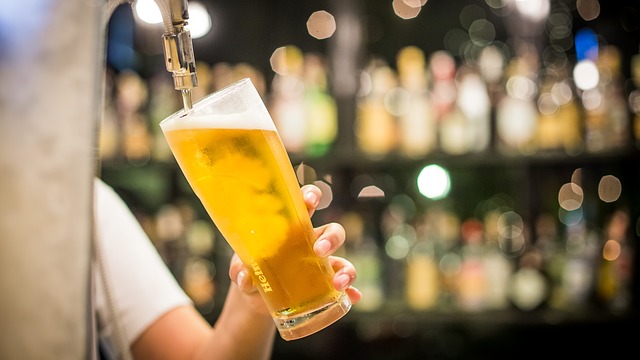 Stop in to Beacon Street Locale for a Bite After Work