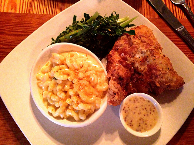 Southern Fare is Paired With Live Music at Back Bay Beats