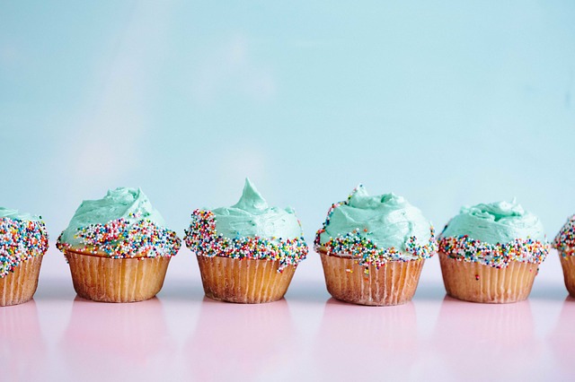 Oakleaf Cakes Makes Delicious and Beautiful Confectionary Creations